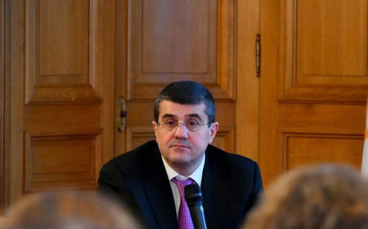 Qarabağdakı terrorçu-separatçılaırn başçısı Araik Arutunyan istefa verdi