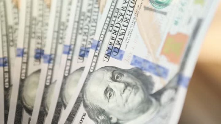 Bazar ertəsinin rəsmi məzənnəsi müəyyən edilib