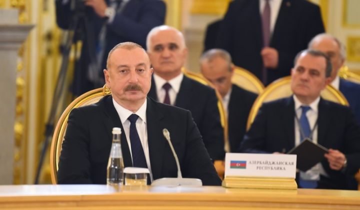 "Zəngəzur dəhlizi beynəlxalq dəmir yol marşrutlarının bir hissəsinə çevriləcək"