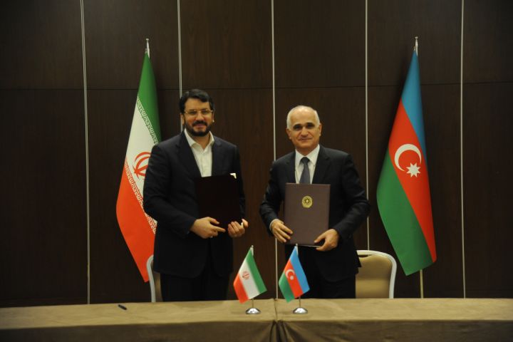 İrandan keçməklə Azərbaycanla Naxçıvan arasında yeni dəmir yolu xətti tikiləcək - SƏNƏDLƏR İMZALANDI