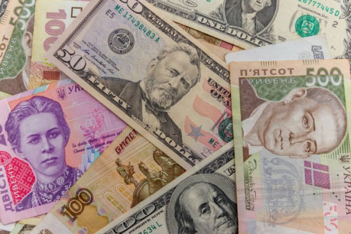 Rəsmi məzənnələr açıqlandı