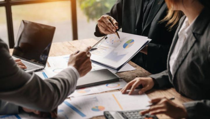 "Xarici şirkətlərin Azərbaycanın kapital bazarına daxil olması ilə bağlı Mərkəzi Bankla müzakirələr aparırıq"