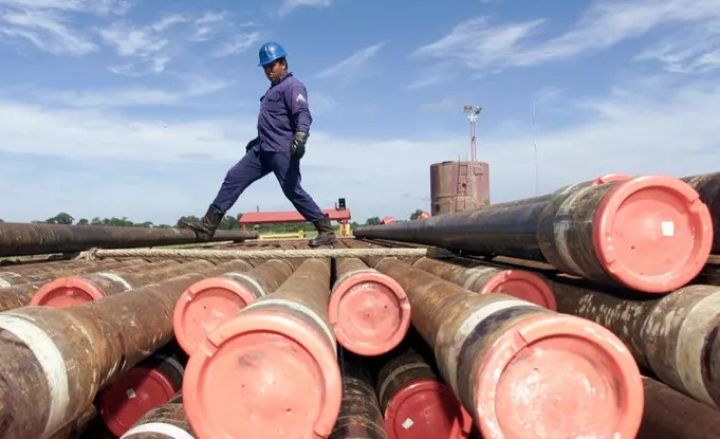 ABŞ 2025-ci il üçün neftin qiyməti ilə bağlı proqnozlarını aşağı saldı