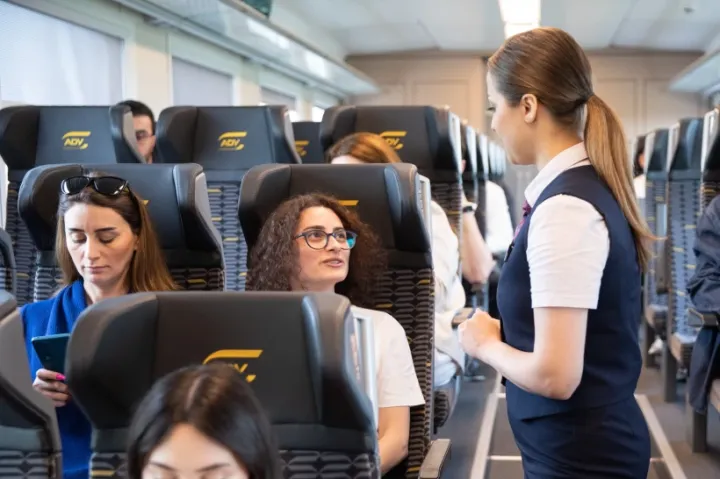 Yeni fəaliyyətə başlayan FLIRT markalı qatarlar Ləki və Ucar stansiyalarında da dayanacaq