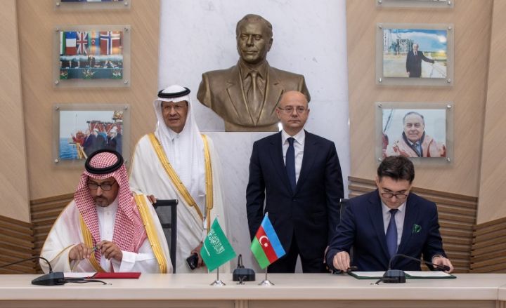 200 MVt-lıq quruda külək enerjisi layihəsi üzrə Çərçivə Müqaviləsi imzalandı