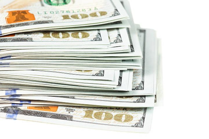 Bank 7.8%-lə 5 milyon dollar borc alır